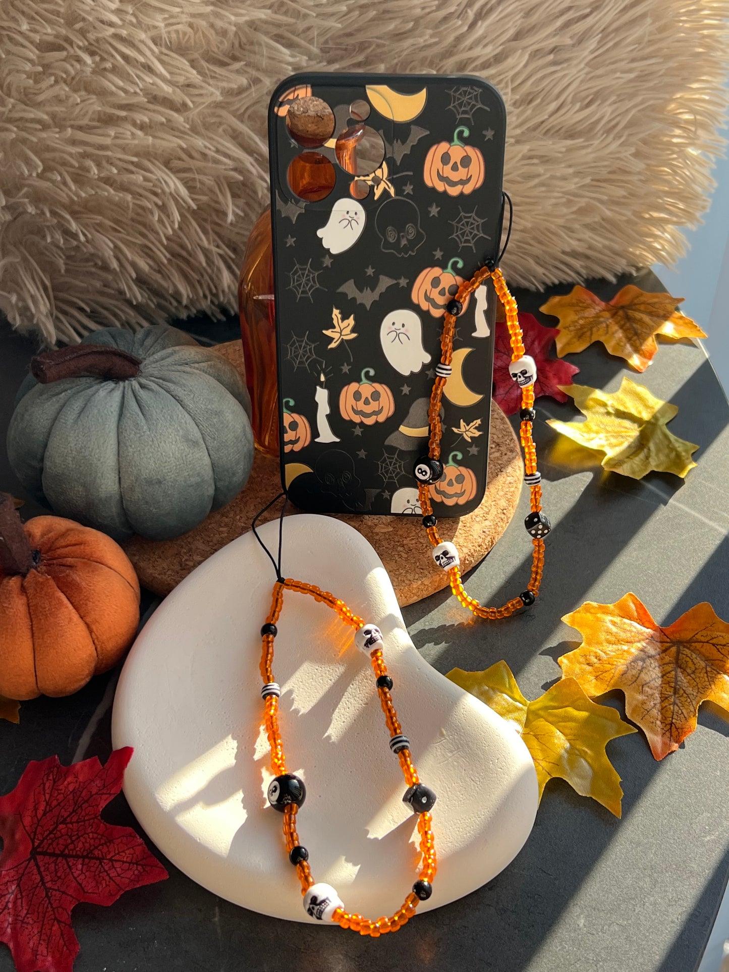 Halloween-Inspired Beaded Phone Strap